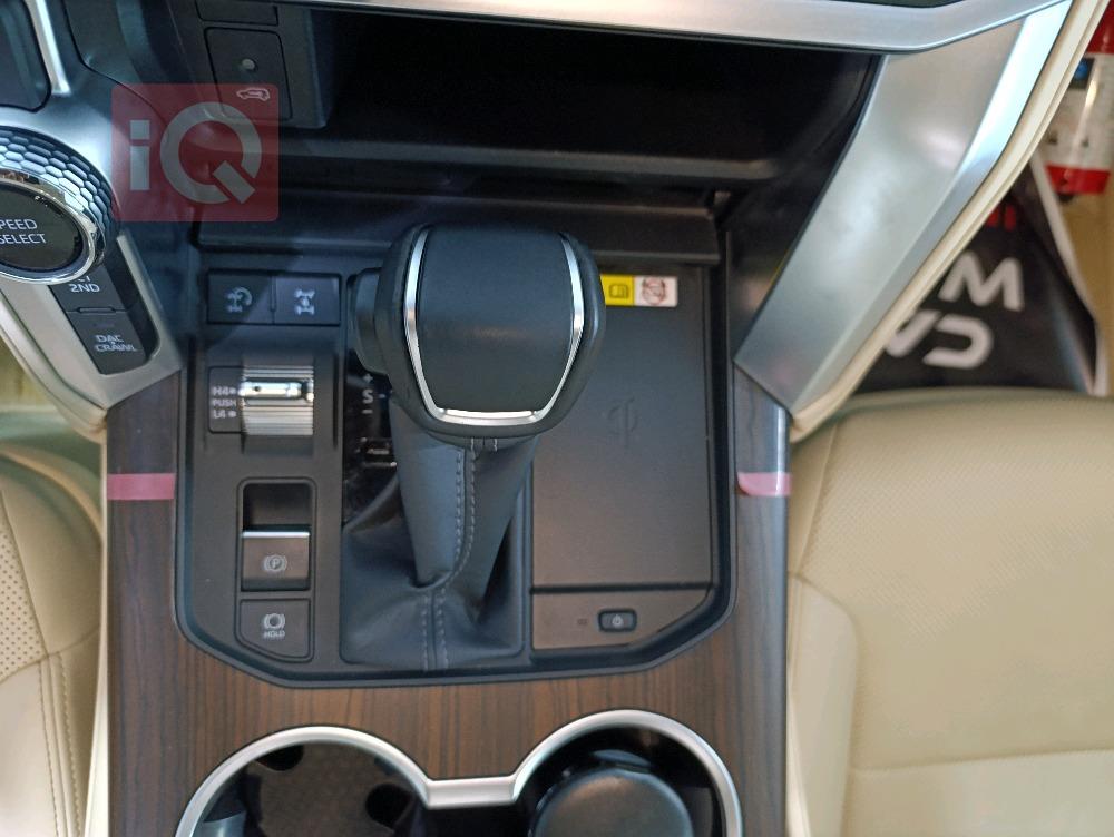 تويوتا لاندكروزر